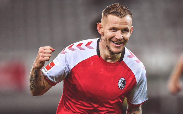 不莱梅抢得关键三分,提升士气的简单介绍