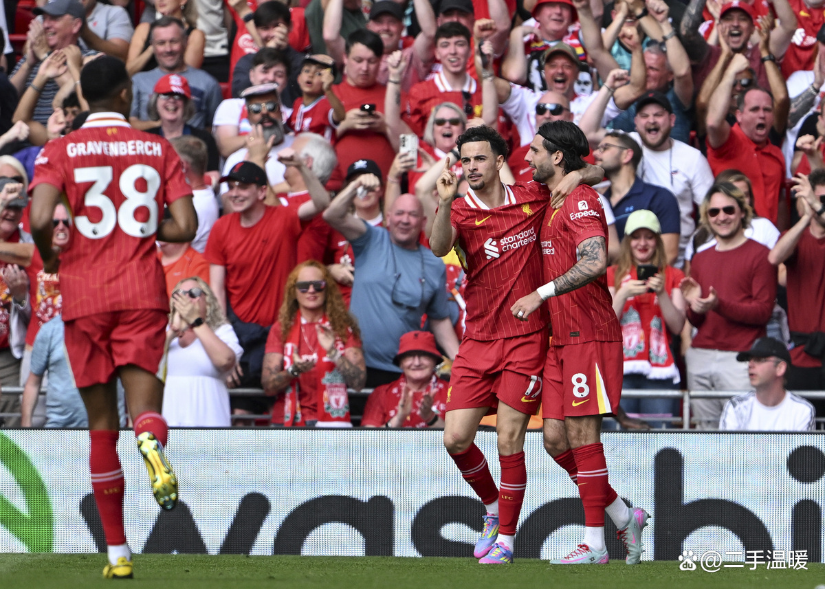 包含里昂客场不敌昂热，遭遇惨败的词条