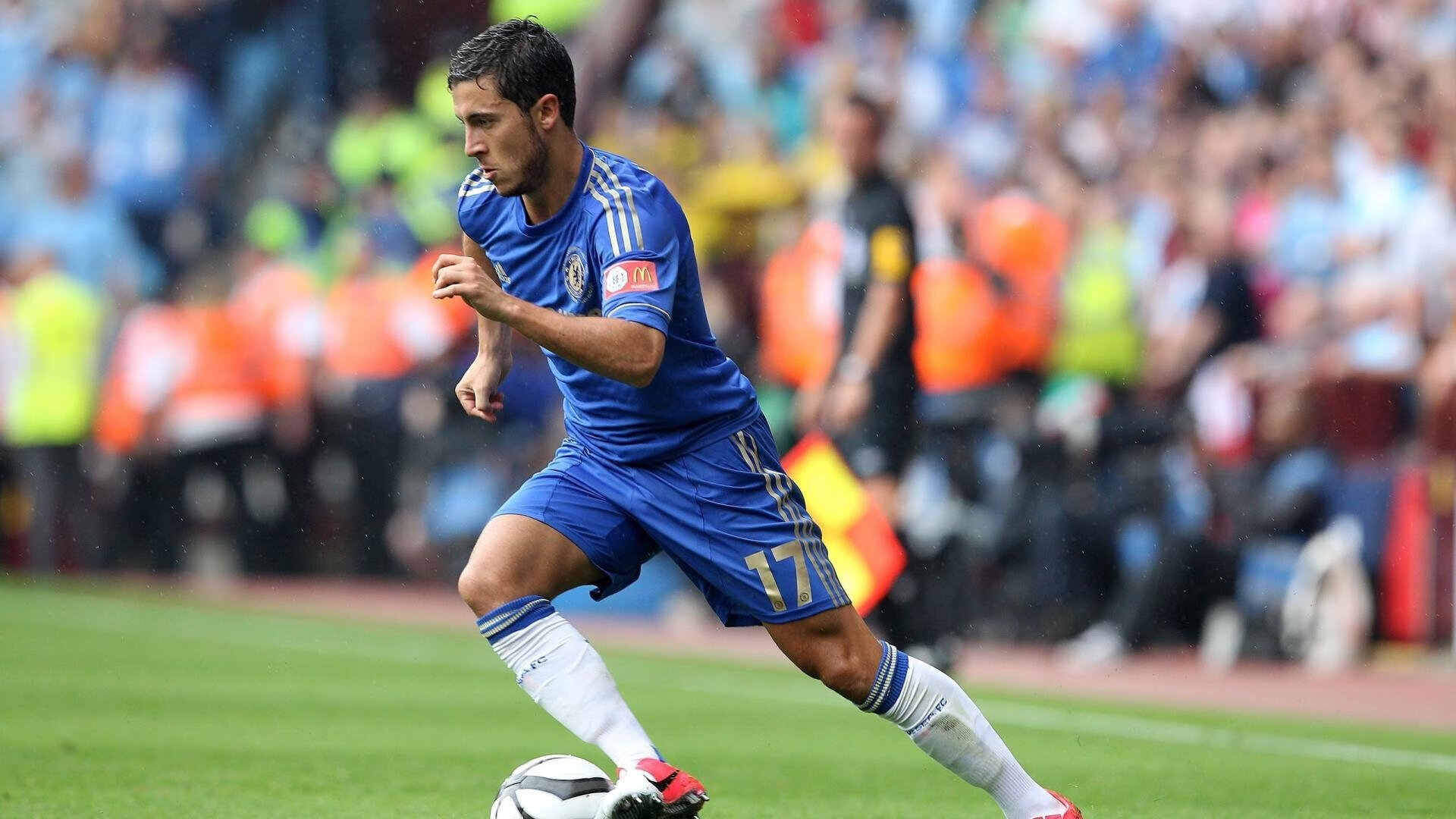 NBA季后赛战况:利雅得新月防线稳固,莱比锡进攻受阻,内马尔成最佳